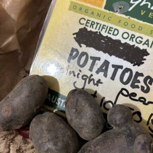Midnight Pearl Potatoes (per 250g)